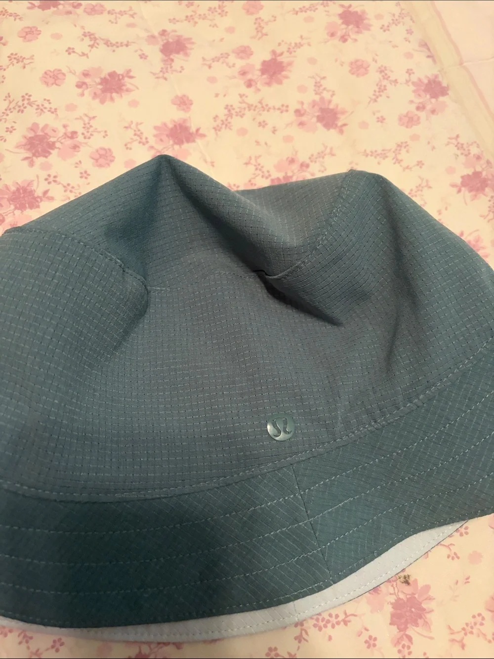 lululemon 🎉  Reversible Bucket Hat
